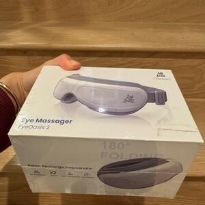 Brand new in box EyeOasis 2 Eye Massager - Gray